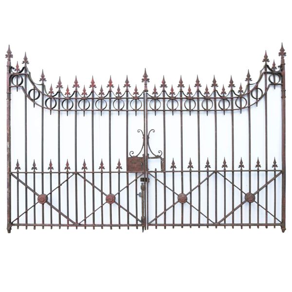 Victorian Wrought Iron Driveway Gates 322cm (10’5”)