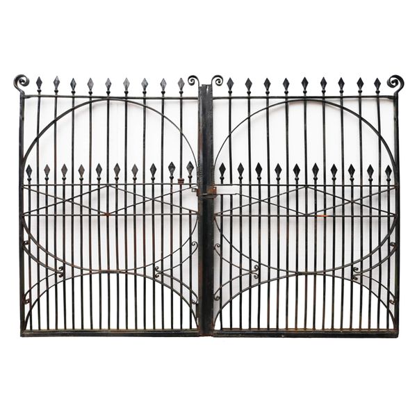 Set of Georgian Style Wrought Iron Driveway Gates 270 cm (8’8”)