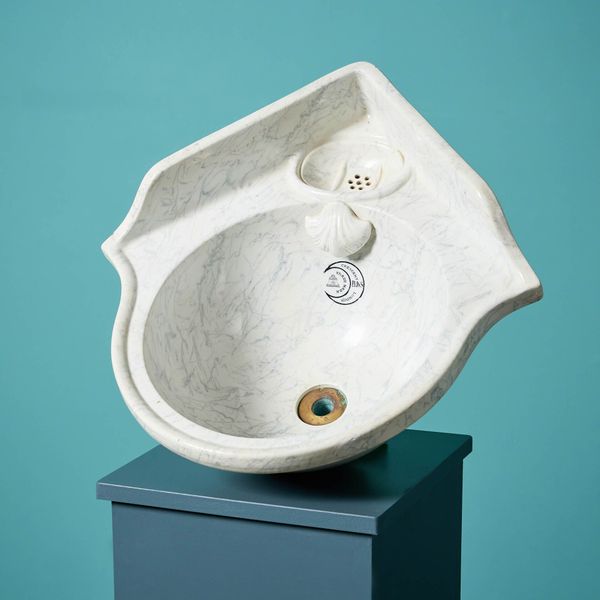 Small Antique Marbleised Corner Basin
