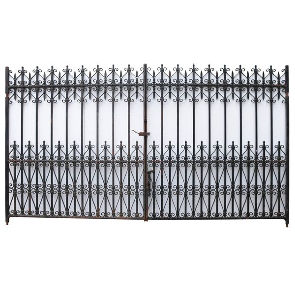 Set of Wrought Iron Driveway Gates 318 cm (10'4")