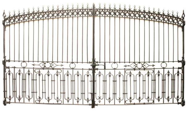 Set of Antique Wrought Iron Driveway Gates 400 cm (13' 2")