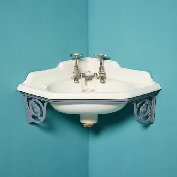 Victorian Cloakroom Porcelain Corner Sink with Bracket