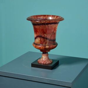 Urns & Vases