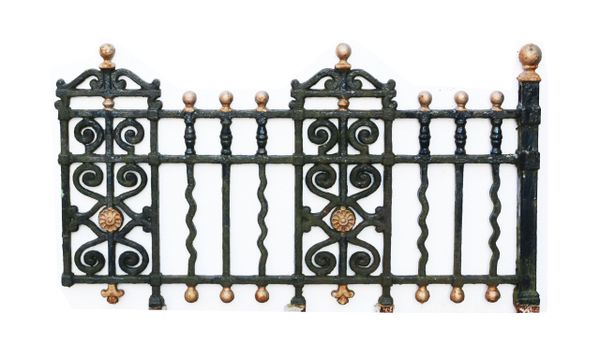 Antique Cast Iron Railings (12.5 Meters)