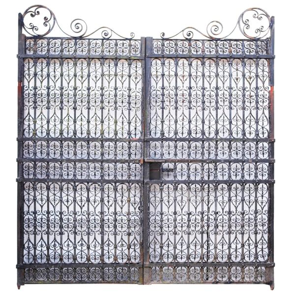 Tall Set of Antique Georgian Style Driveway Gates 295 cm (9’ 6”)